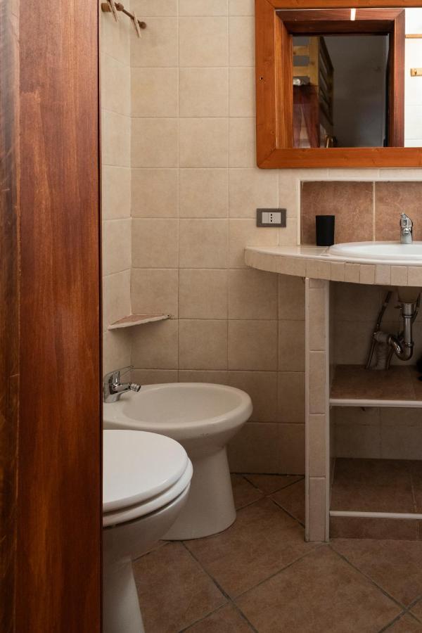 A Lu Fanizza Bed & Breakfast Cutrofiano Bagian luar foto
