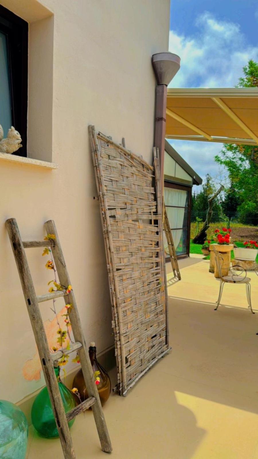 A Lu Fanizza Bed & Breakfast Cutrofiano Bagian luar foto