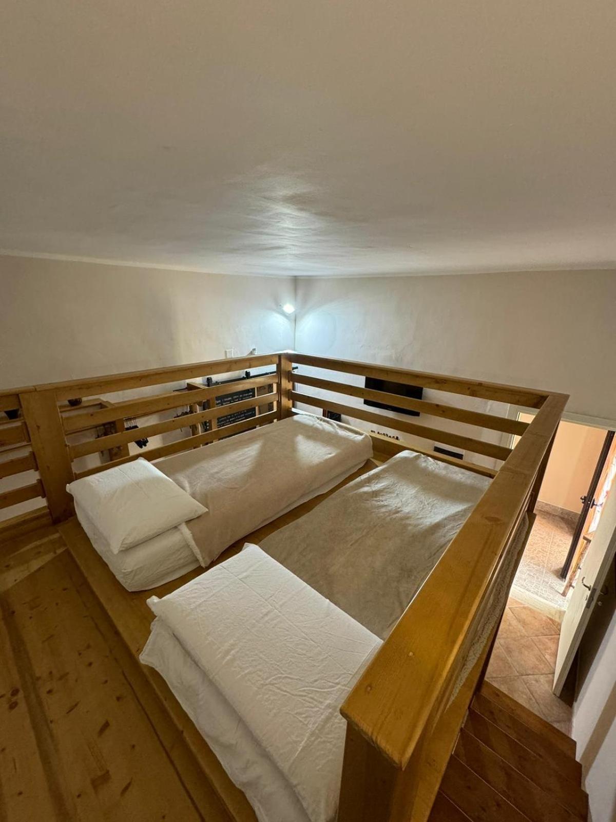 A Lu Fanizza Bed & Breakfast Cutrofiano Bagian luar foto