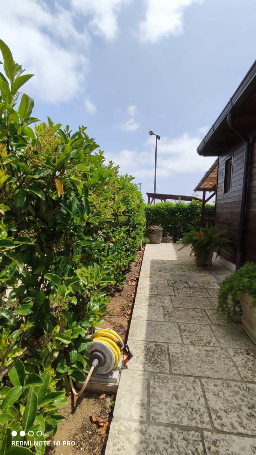 A Lu Fanizza Bed & Breakfast Cutrofiano Bagian luar foto